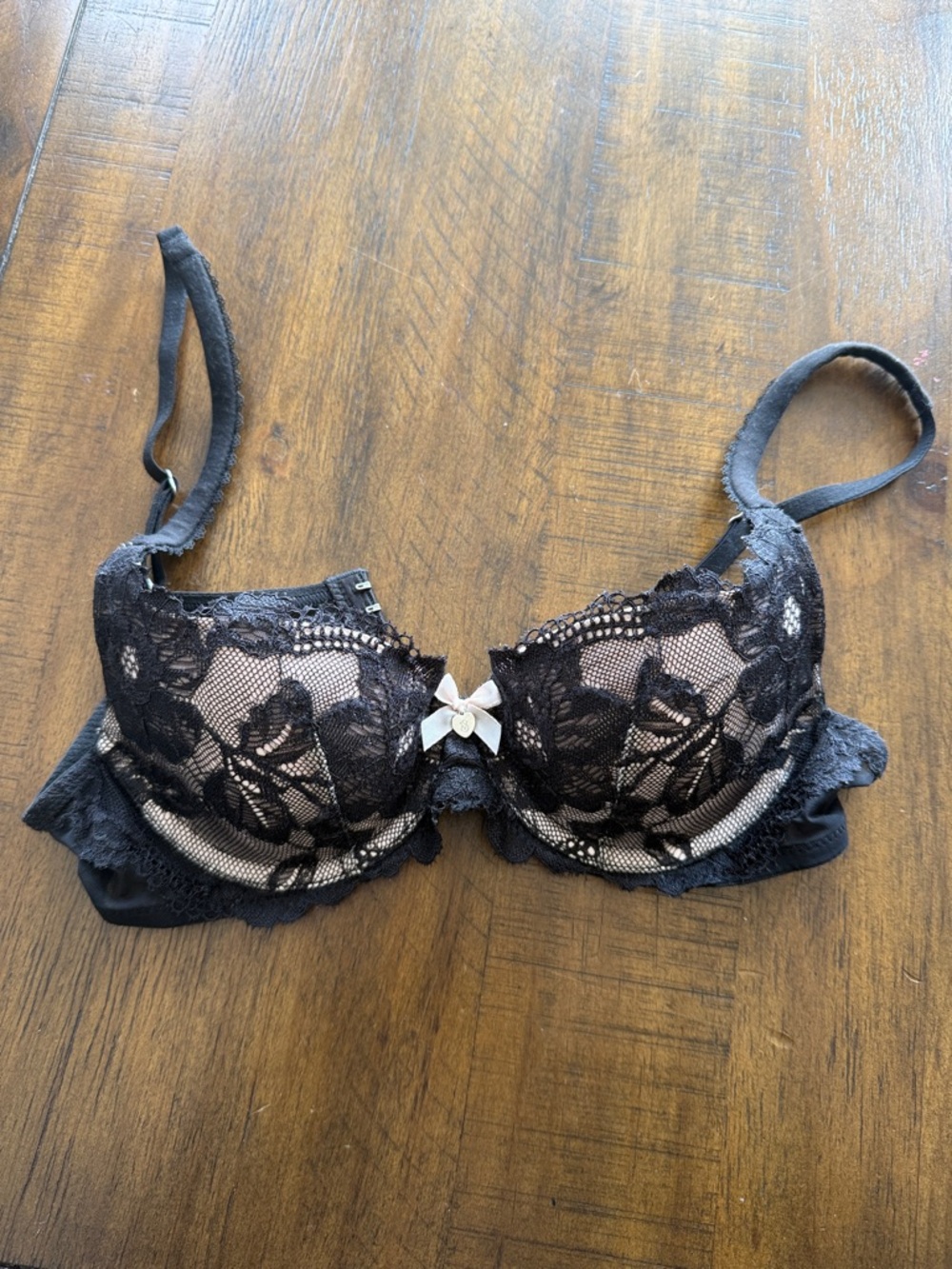 Victoria's Secret Black Lace Underwire Bra with Bow Accent